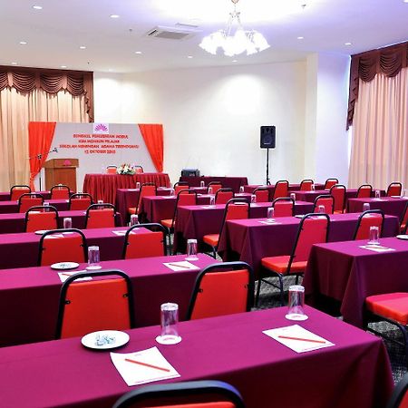 Hotel Tanjong Vista 쿠알라트렝가누 외부 사진