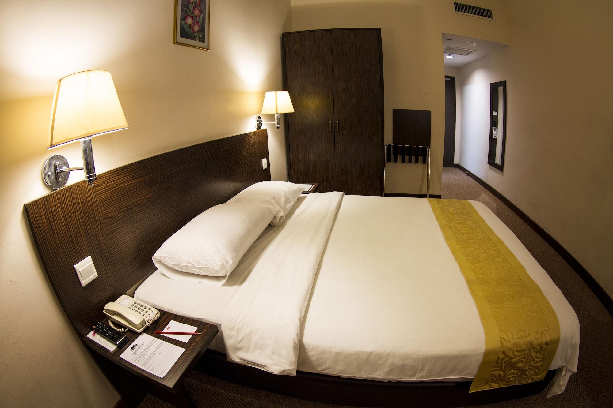 Hotel Tanjong Vista 쿠알라트렝가누 외부 사진